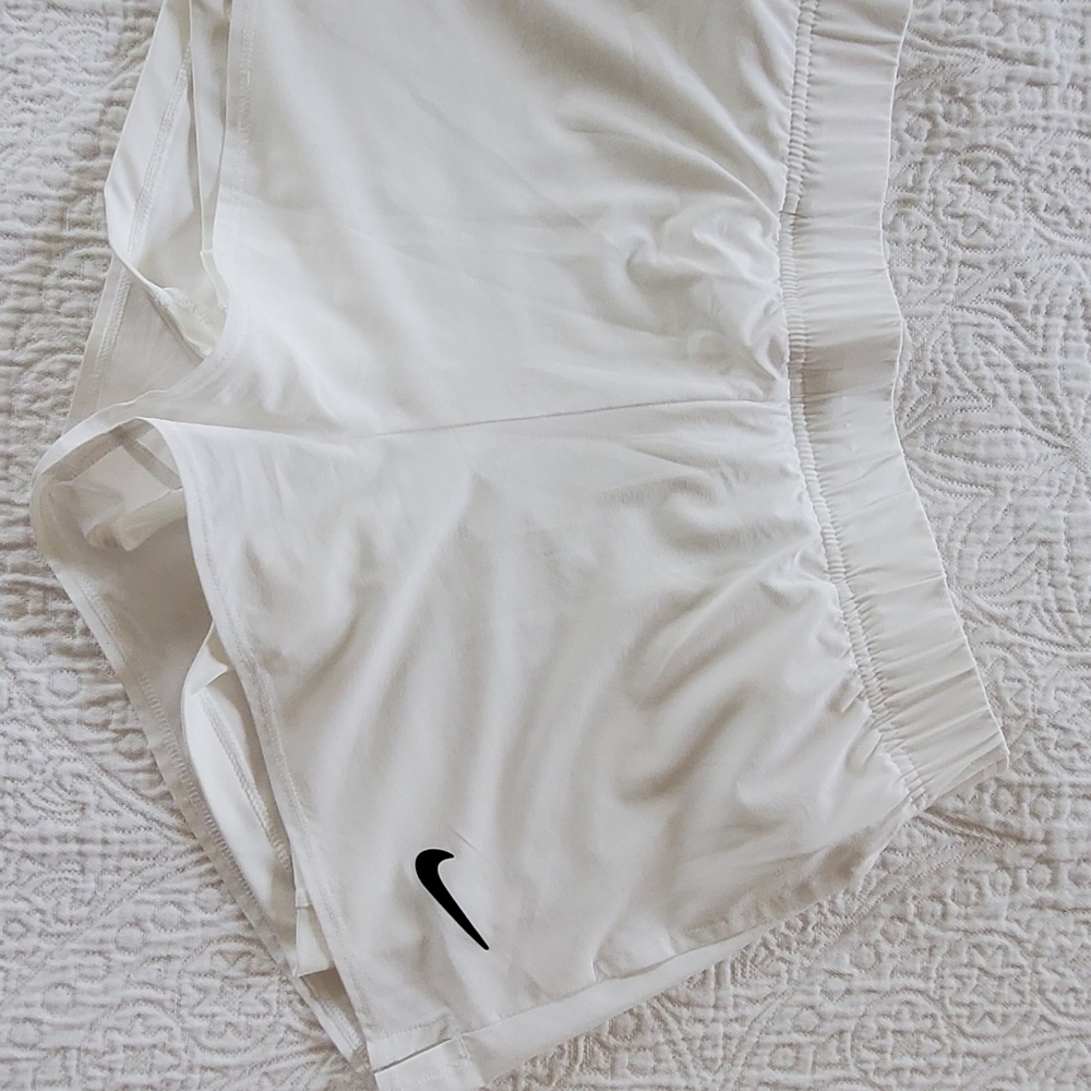 Nike running shorts S